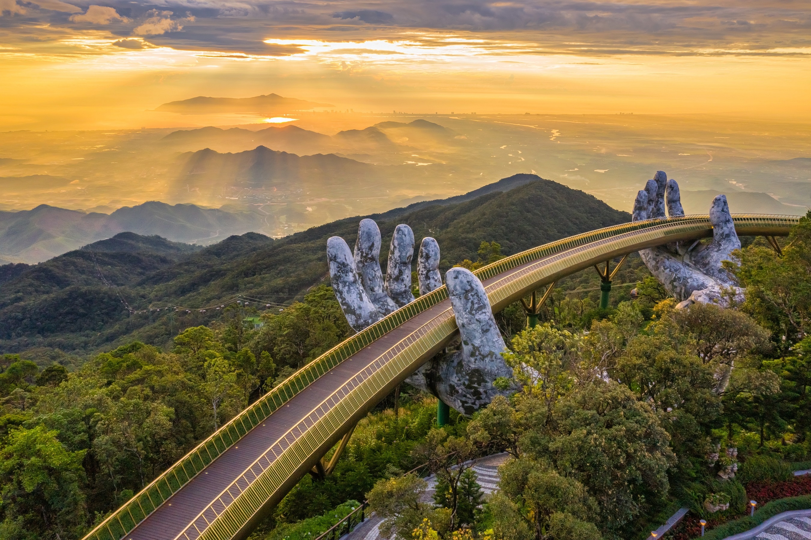 Danang Hand Bridge