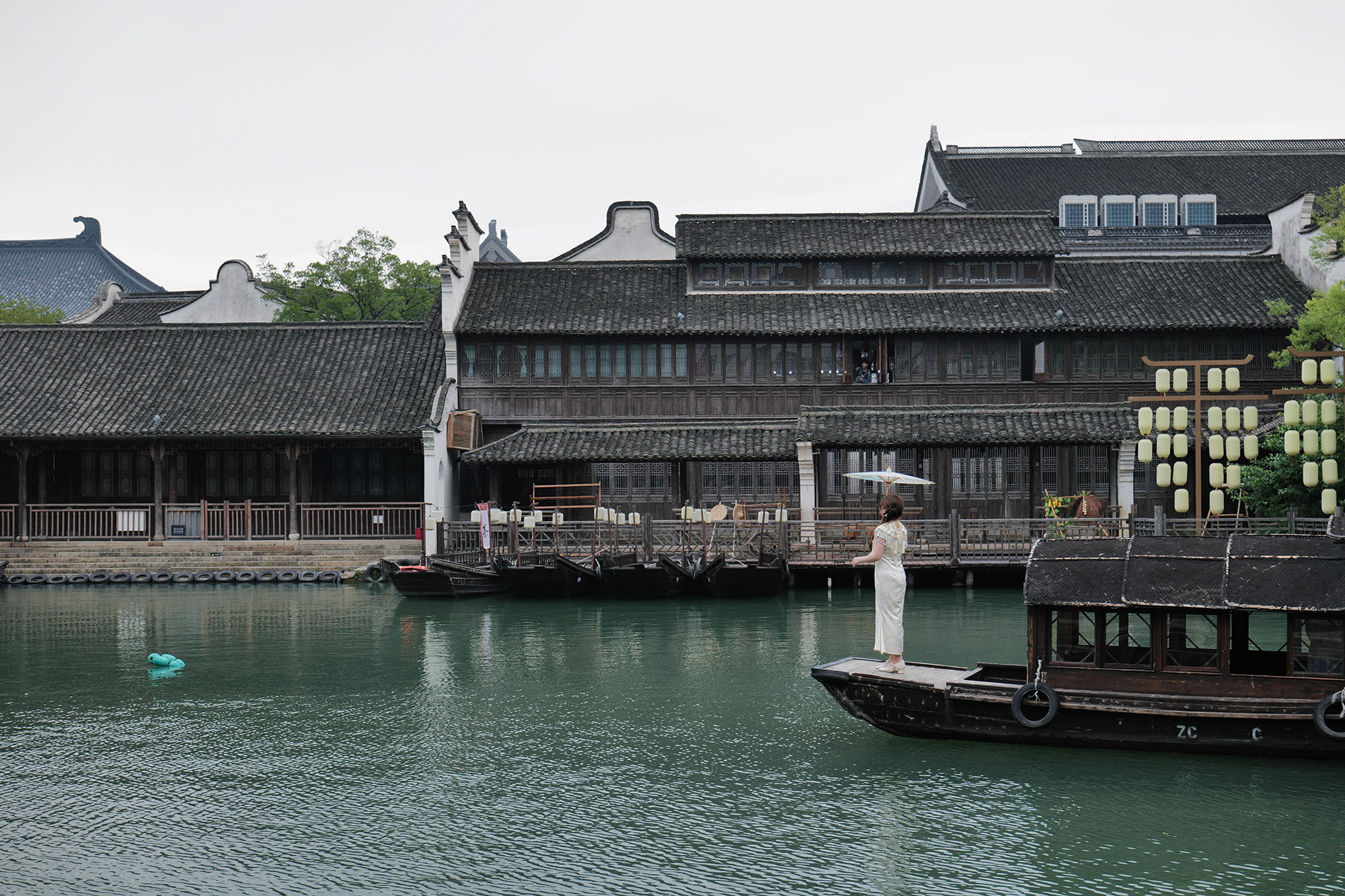 Hong Kong Influencer Lands in Jiaxing, Kicks Off 