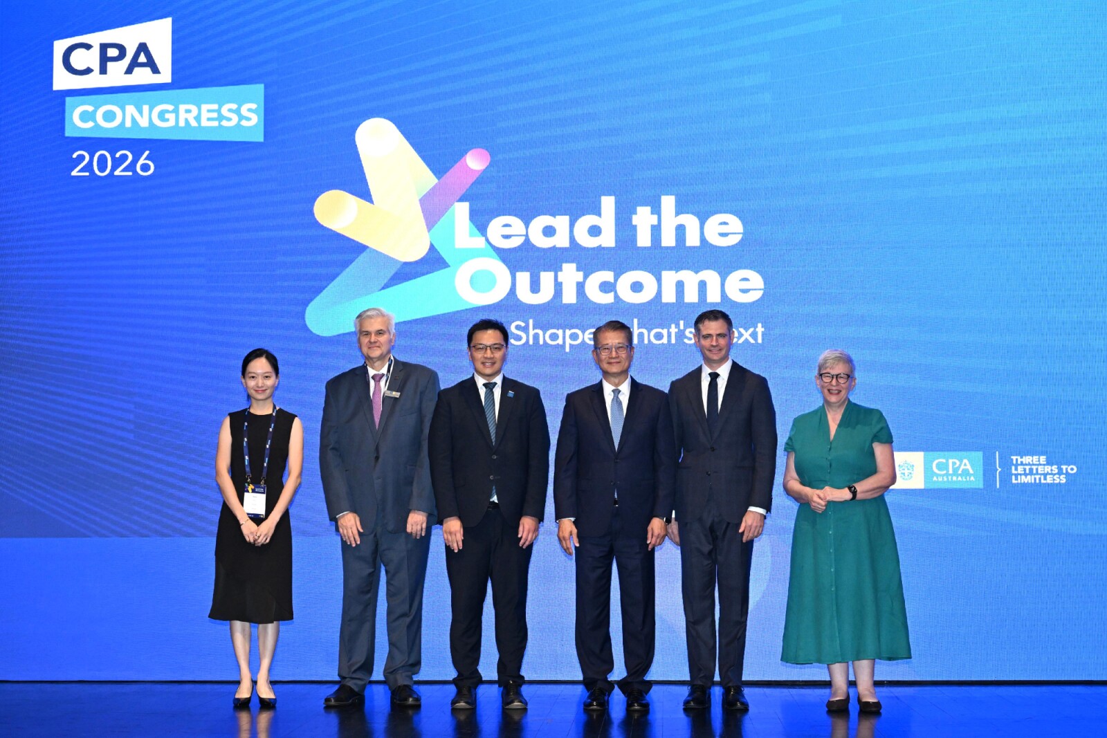 (From second left to right) Mr George Kapitelli, Chief Financial Officer of CPA Australia; Mr Cyrus Cheung, Greater China Divisional President; Mr Paul Chan, The Financial Secretary; Mr Gareth Williams, the Consul-General of Australia to Hong Kong and Macao; Dr Asheley Jones, Chief Learning and Innovation Officer, CPA Australia.